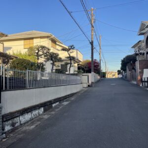 前面道路 (外観)