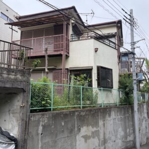 南東側より(2026年6月7日撮影) 南東側より(2026年6月7日撮影)